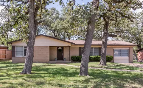 700 Ethel Blvd, Bryan, TX 77802 photo 1