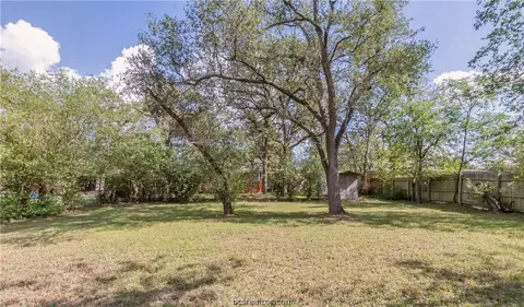 700 Ethel Blvd, Bryan, TX 77802 photo 8