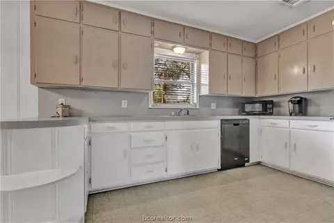 700 Ethel Blvd, Bryan, TX 77802 photo 13