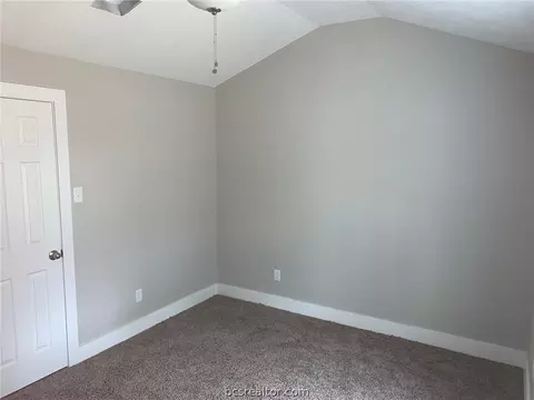 2002 Echols St, Bryan, TX 77801 photo 7