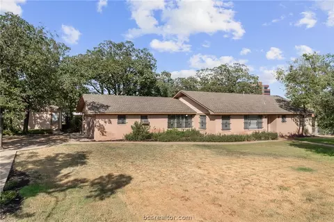 3200 Kent St, Bryan, TX 77802 photo 1