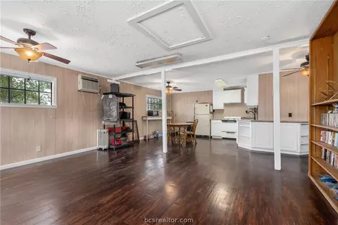 3200 Kent St, Bryan, TX 77802 photo 23