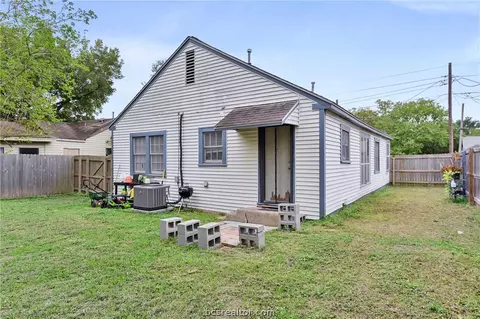 1016 E 23 St, Bryan, TX 77803 photo 14