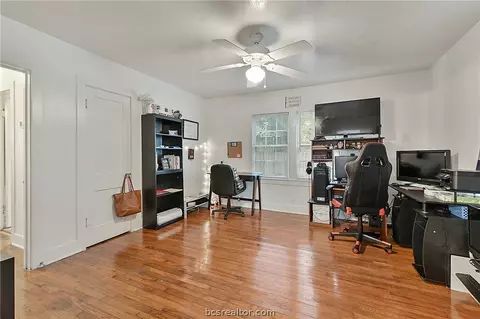 1016 E 23 St, Bryan, TX 77803 photo 11