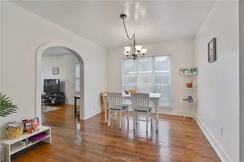 1016 E 23 St, Bryan, TX 77803 photo 6