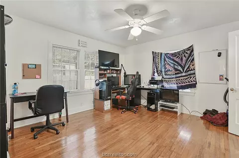 1016 E 23 St, Bryan, TX 77803 photo 12