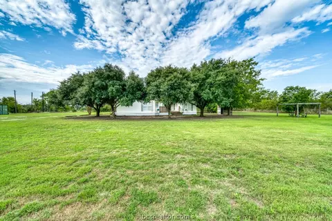479 Marino Rd, Bryan, TX 77808 photo 1