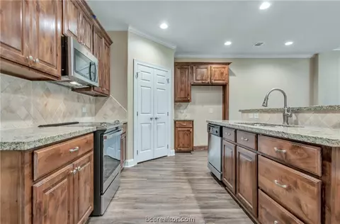 2007 Reagan Ct, Bryan, TX 77802 photo 7