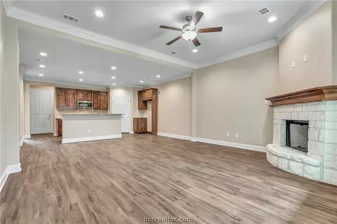 2007 Reagan Ct, Bryan, TX 77802 photo 12