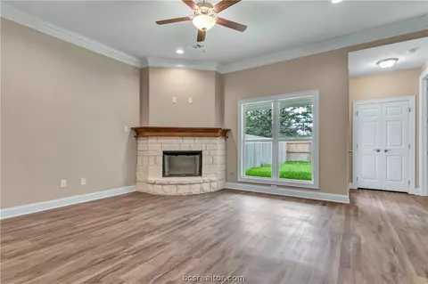 2007 Reagan Ct, Bryan, TX 77802 photo 11