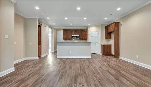 2007 Reagan Ct, Bryan, TX 77802 photo 3