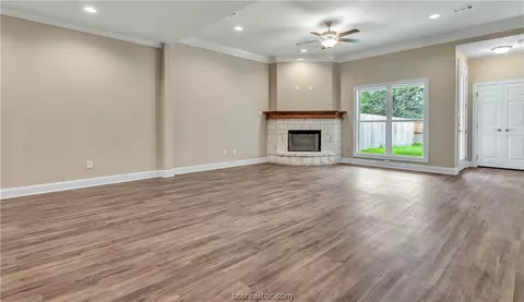 2007 Reagan Ct, Bryan, TX 77802 photo 9