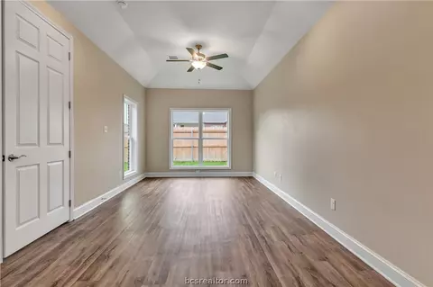 2007 Reagan Ct, Bryan, TX 77802 photo 13