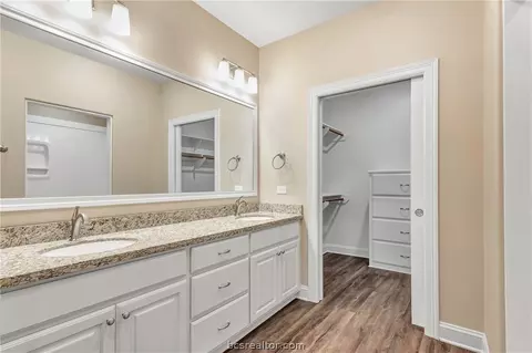 2007 Reagan Ct, Bryan, TX 77802 photo 16