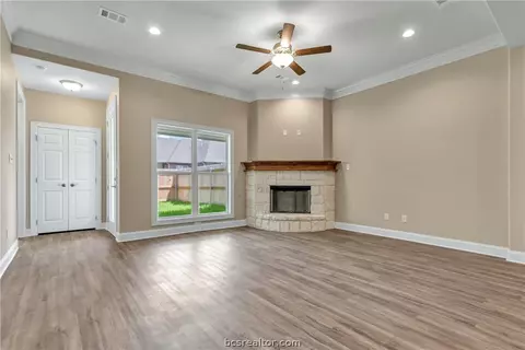 2005 Reagan Ct, Bryan, TX 77802 photo 13