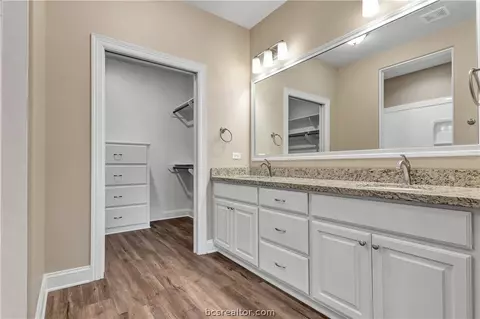 2005 Reagan Ct, Bryan, TX 77802 photo 18