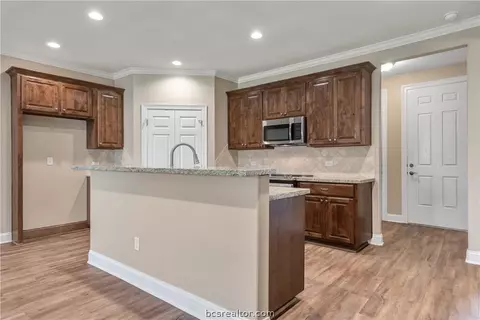 2005 Reagan Ct, Bryan, TX 77802 photo 7