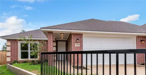 2001 Reagan Ct, Bryan, TX 77802 photo 1