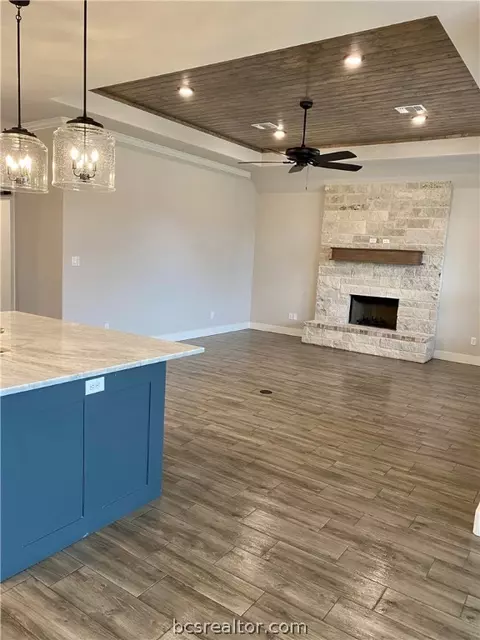 5115 Maroon Creek Dr, Bryan, TX 77802 photo 7