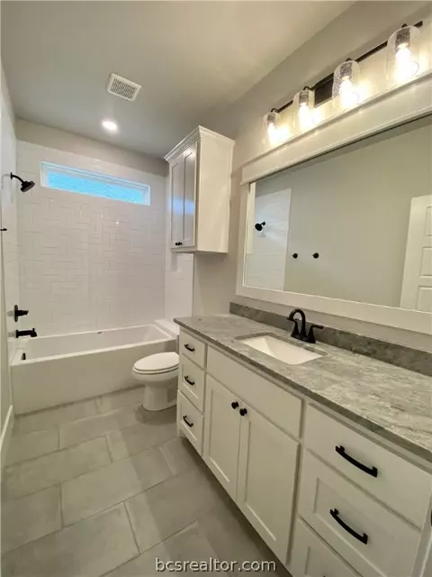 5115 Maroon Creek Dr, Bryan, TX 77802 photo 6