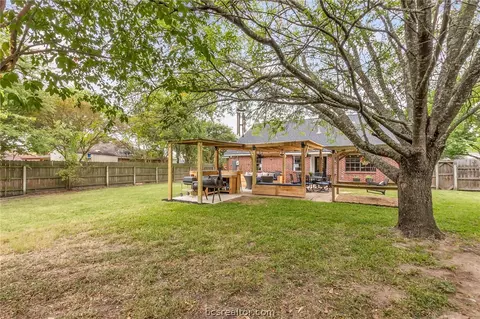 4516 Kingsdale Dr, Bryan, TX 77802 photo 27