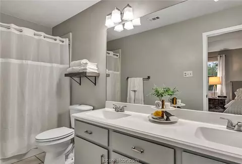 4516 Kingsdale Dr, Bryan, TX 77802 photo 15