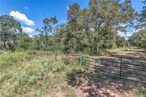 14973 Jack Creek Rd, Bryan, TX 77808 photo 4