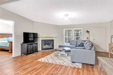 14973 Jack Creek Rd, Bryan, TX 77808 photo 3