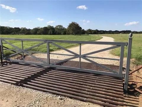 14973 Jack Creek Rd, Bryan, TX 77808 photo 1