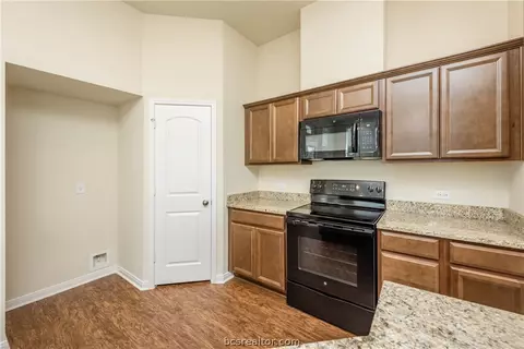 2007 Kathryn Dr, Bryan, TX 77807 photo 27