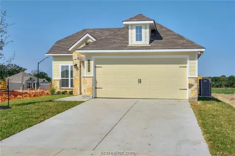 2007 Kathryn Dr, Bryan, TX 77807 photo 1
