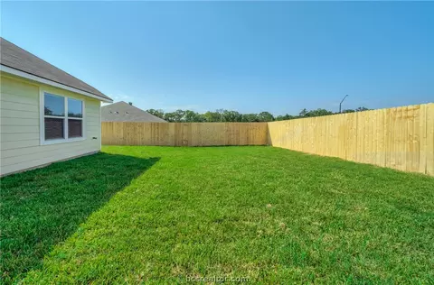 2007 Kathryn Dr, Bryan, TX 77807 photo 10