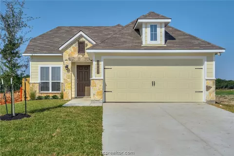 2007 Kathryn Dr, Bryan, TX 77807 photo 3