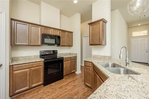 2007 Kathryn Dr, Bryan, TX 77807 photo 25