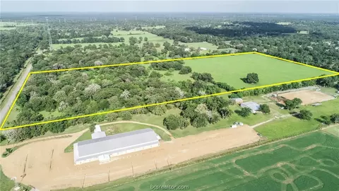 27643 Kickapoo Rd, Hockley, TX 77447 photo 2