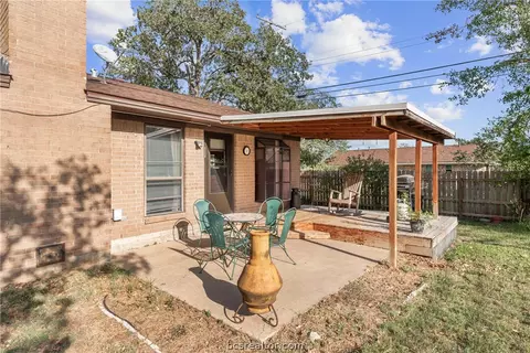 2910 Hillside Dr, Bryan, TX 77802 photo 18