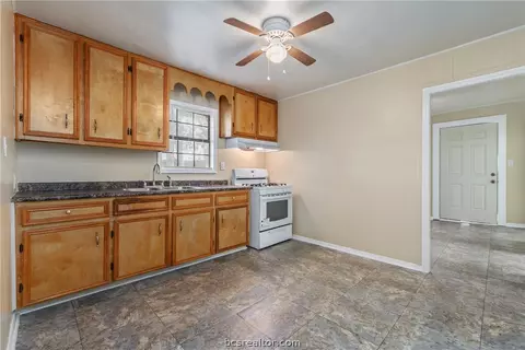 108 S Mcculloch St, Bryan, TX 77803 photo 7