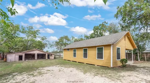 108 S Mcculloch St, Bryan, TX 77803 photo 2