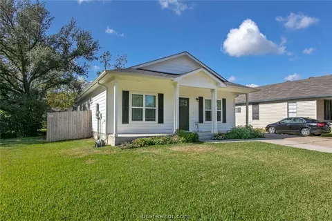 1011 E 28th St, Bryan, TX 77803 photo 2