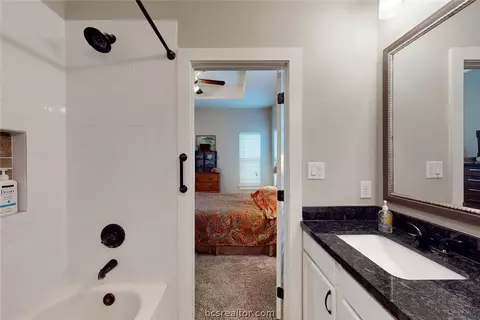 1011 E 28th St, Bryan, TX 77803 photo 17