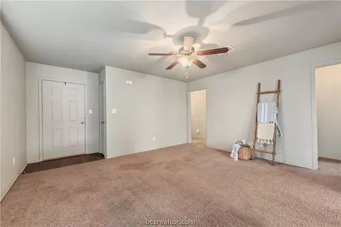 2104 Forge Hill Rd, Bryan, TX 77801 photo 5