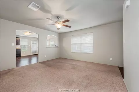 2104 Forge Hill Rd, Bryan, TX 77801 photo 8