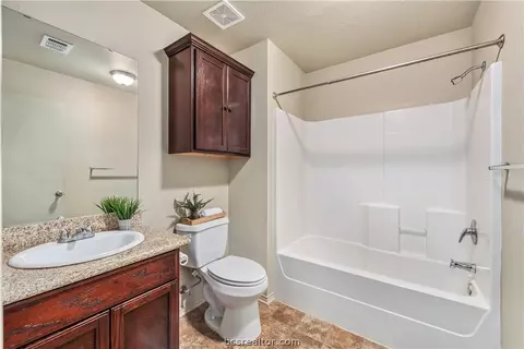 2104 Forge Hill Rd, Bryan, TX 77801 photo 18