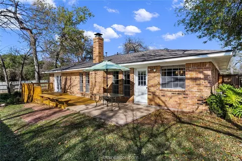 2100 Sharon Dr, Bryan, TX 77802 photo 24