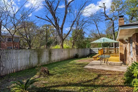 2100 Sharon Dr, Bryan, TX 77802 photo 22