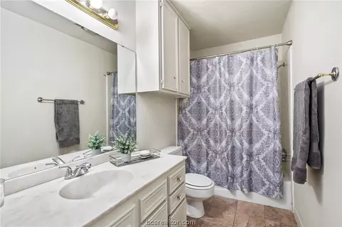 2100 Sharon Dr, Bryan, TX 77802 photo 17