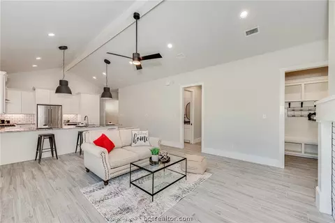 2842 Memory Ln, Bryan, TX 77807 photo 16