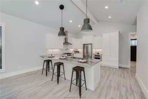 2842 Memory Ln, Bryan, TX 77807 photo 11