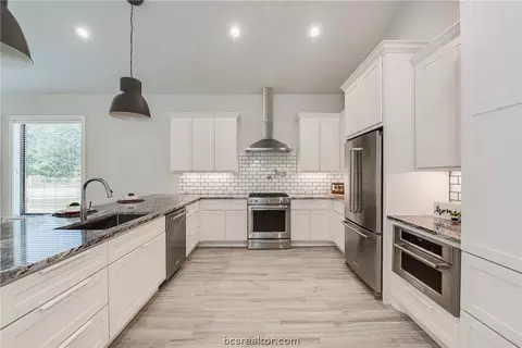 2842 Memory Ln, Bryan, TX 77807 photo 7