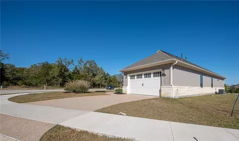 2842 Memory Ln, Bryan, TX 77807 photo 31
